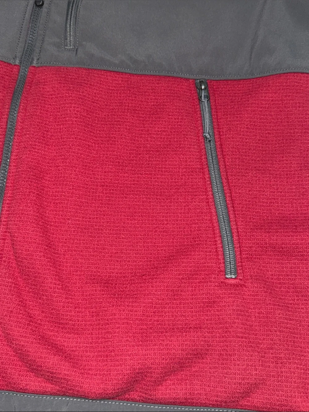 The North Face Men's Gray & burgundy Lightweight Jacket
